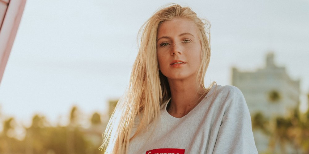 Alexis Clark Hot