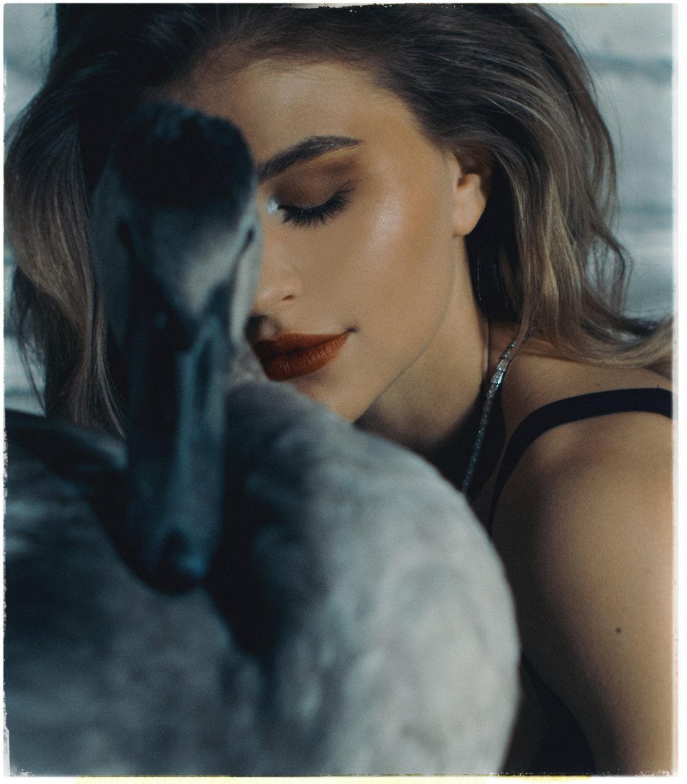 Anastasia Mironova drain