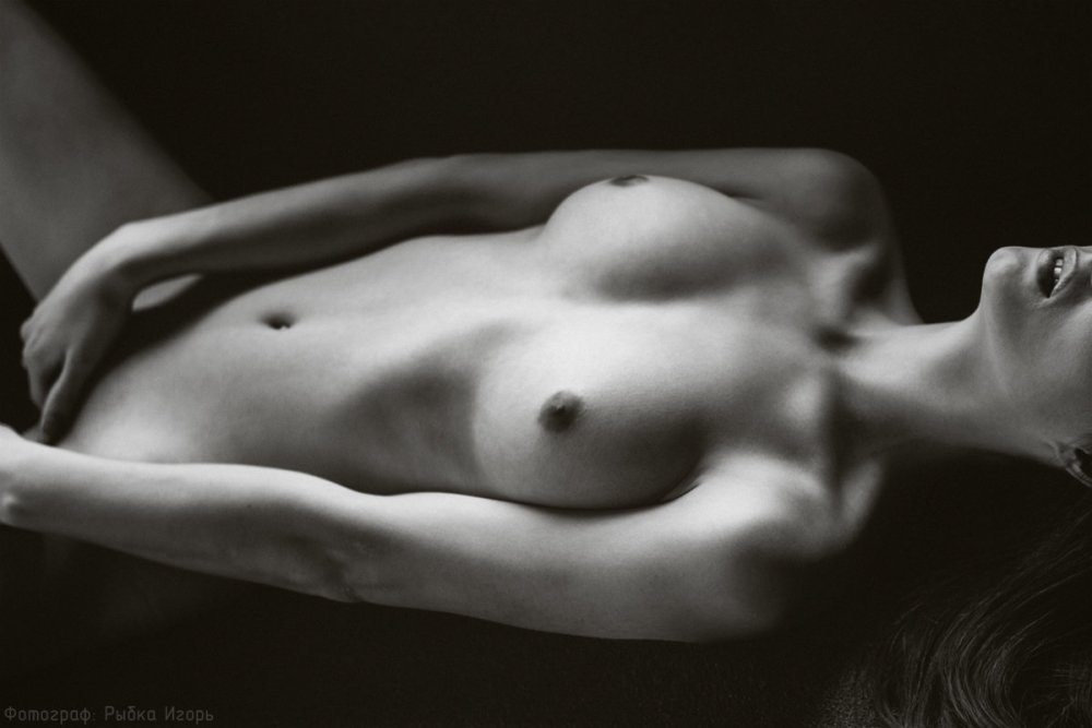 Beautiful boobs of a young girl