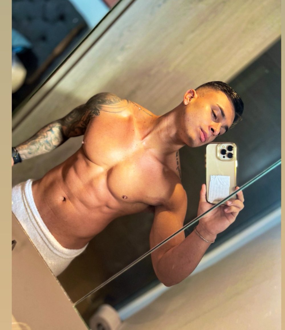 Colton Wergin Instagram Selfies