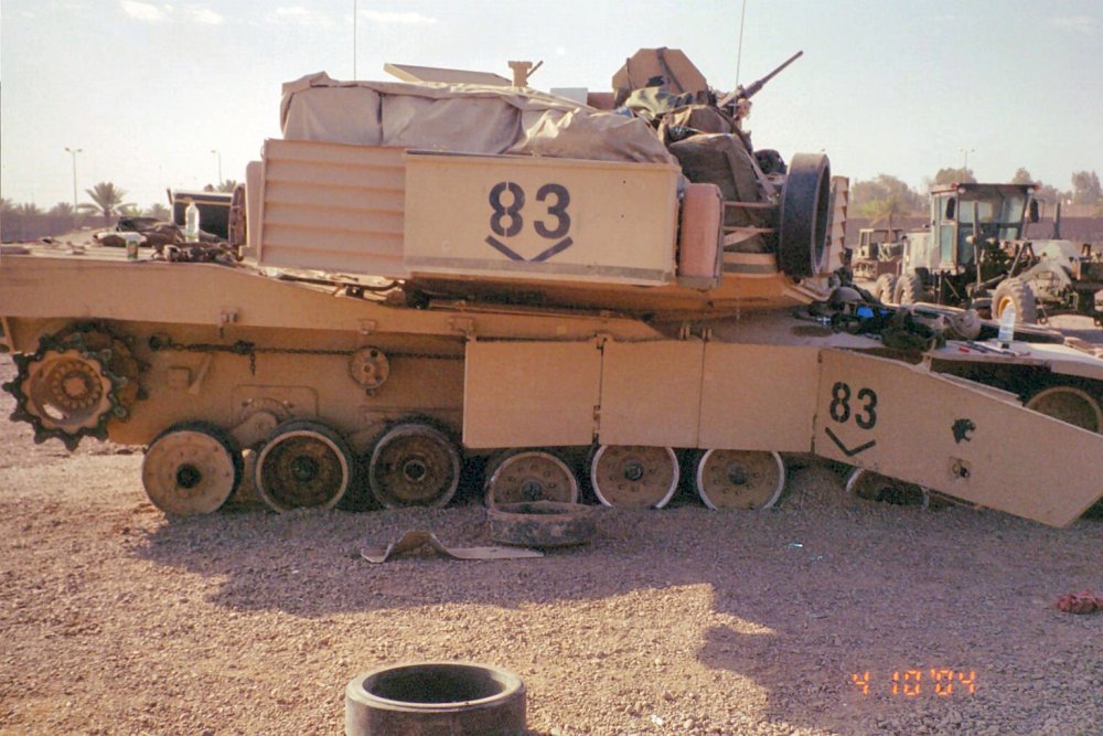5062 Rye Field Model Tank Challenger 2 1/35