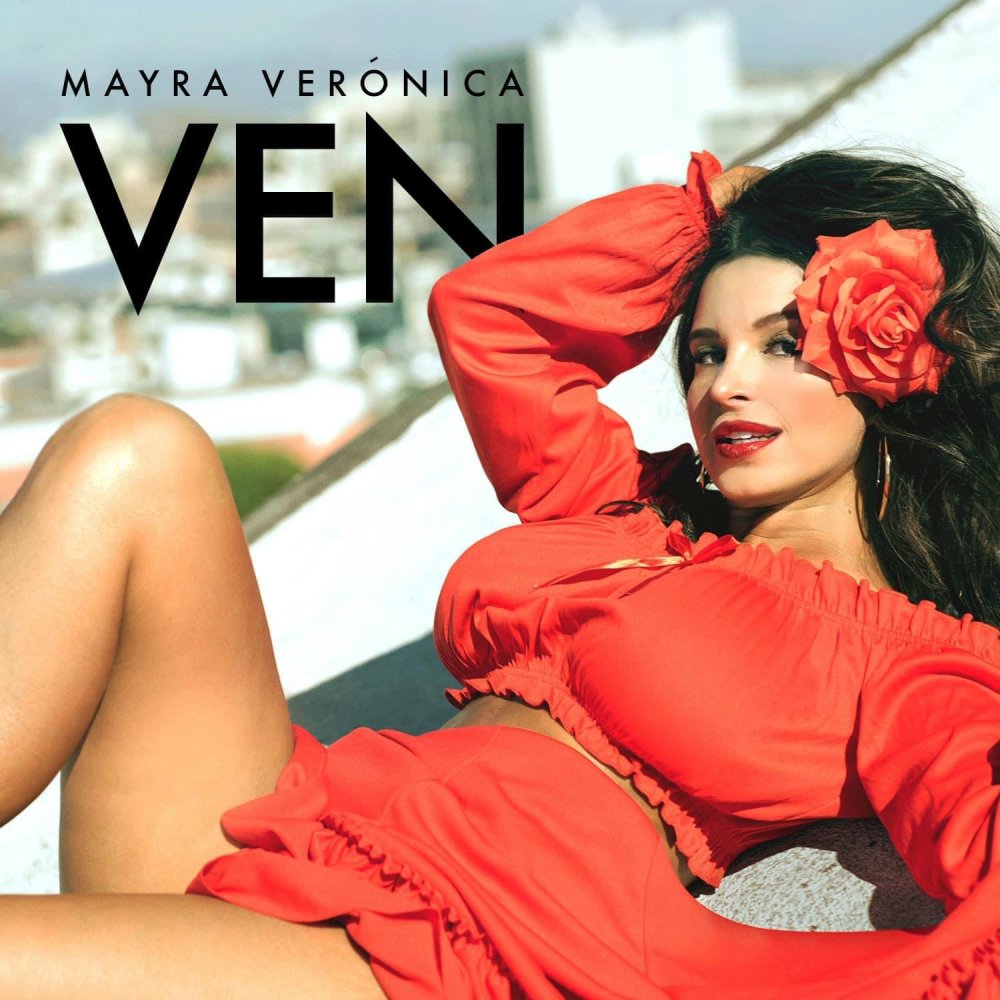 Mayra Veronica 18