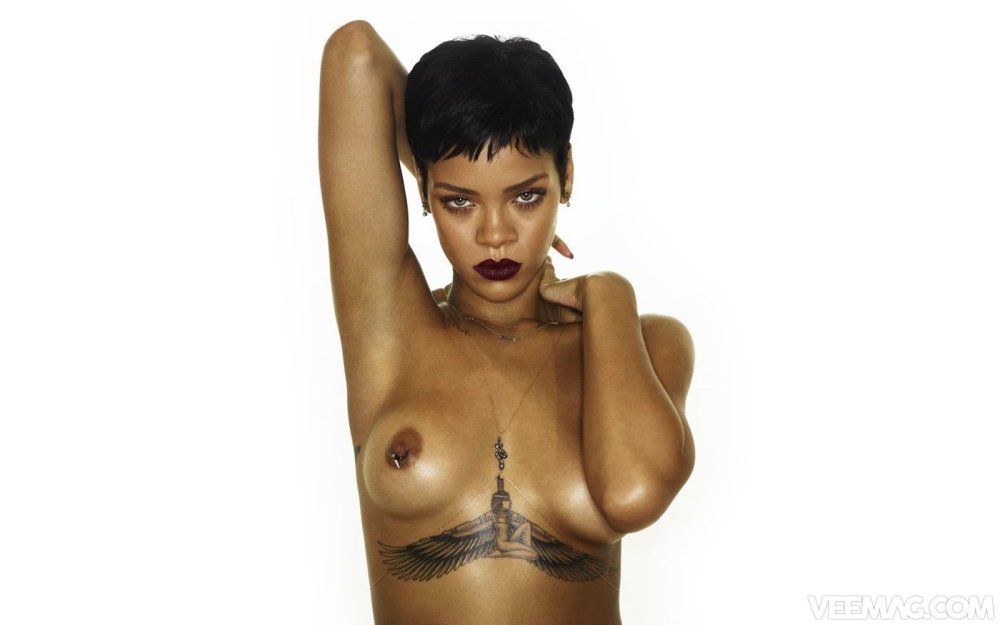 Rihanna naked pregnant nude