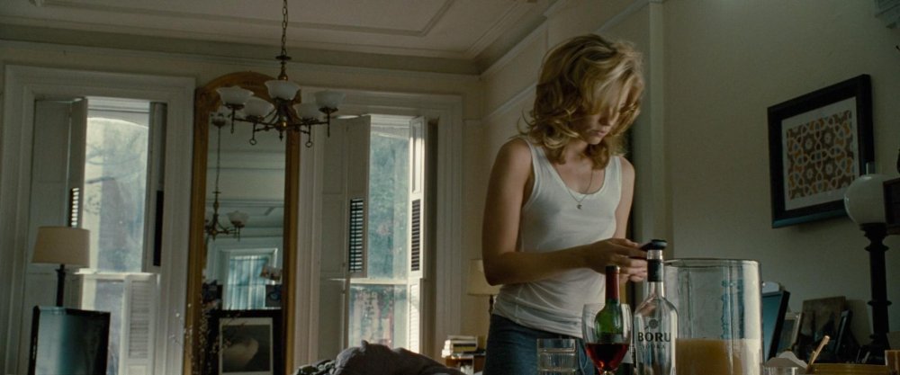 Elizabeth Rem Naked in the film