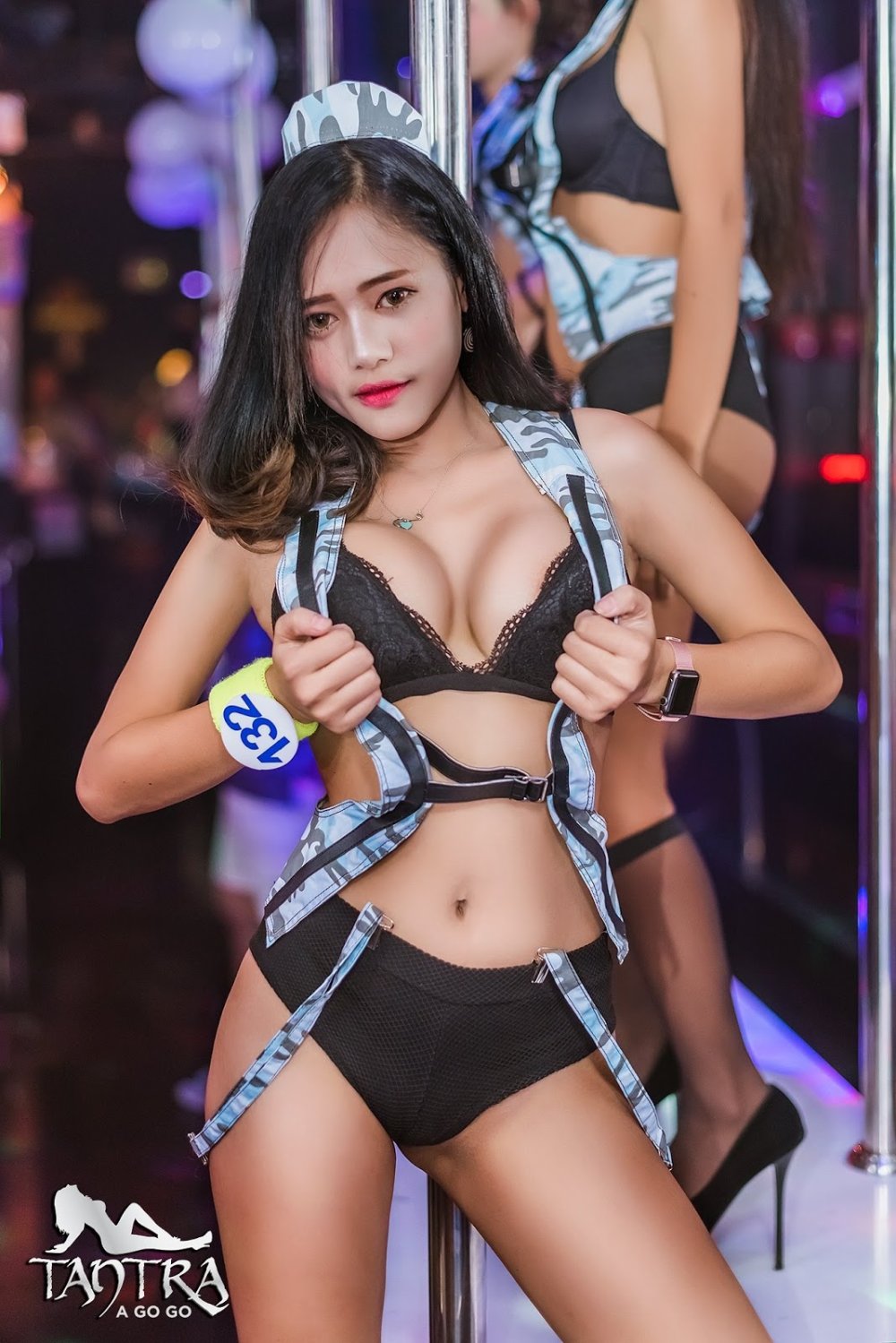 Lady battle Pattaya Sexy