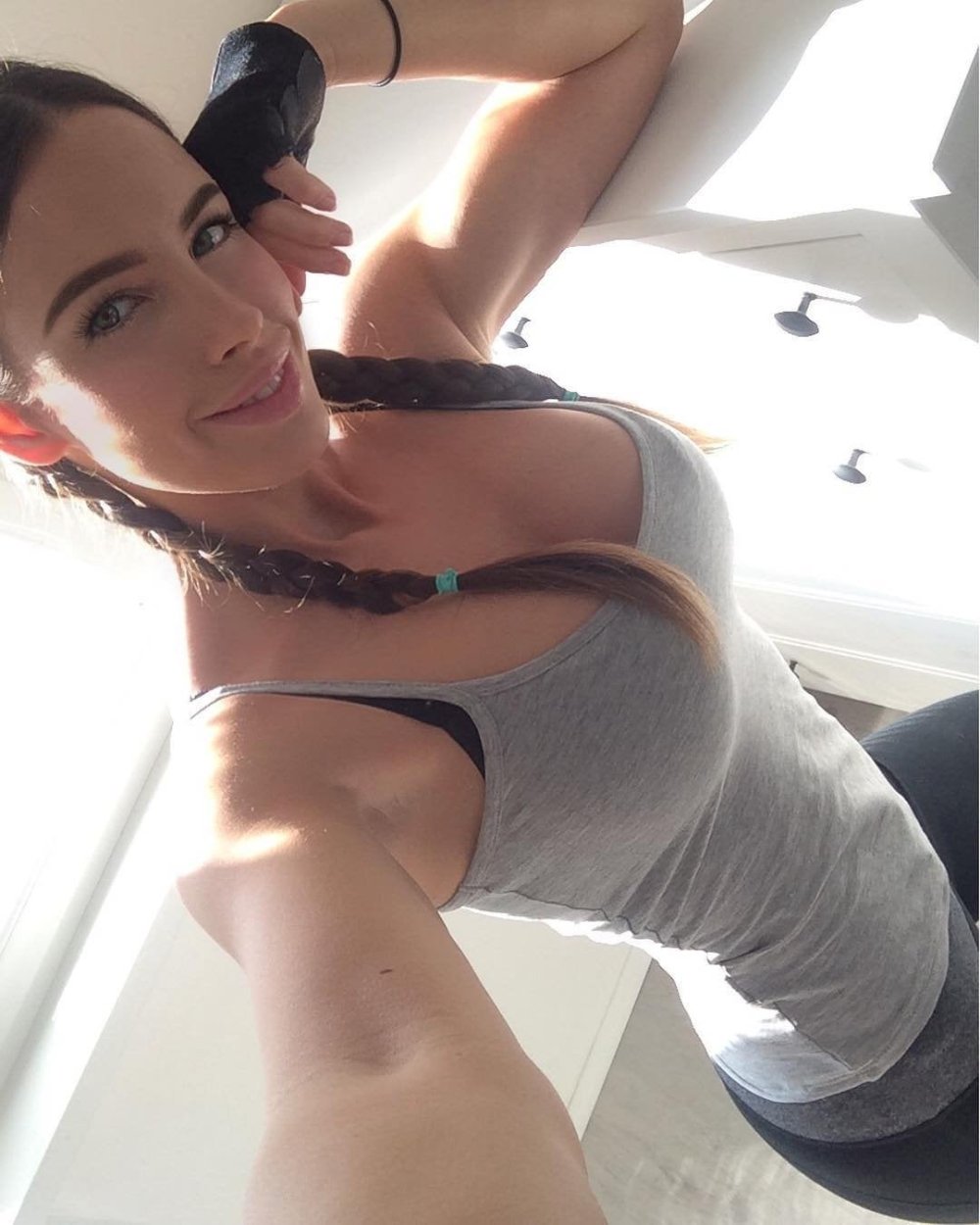 Veronica Black Veronika Black 18
