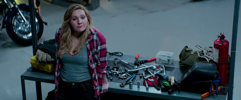 Abigail Breslin Topless