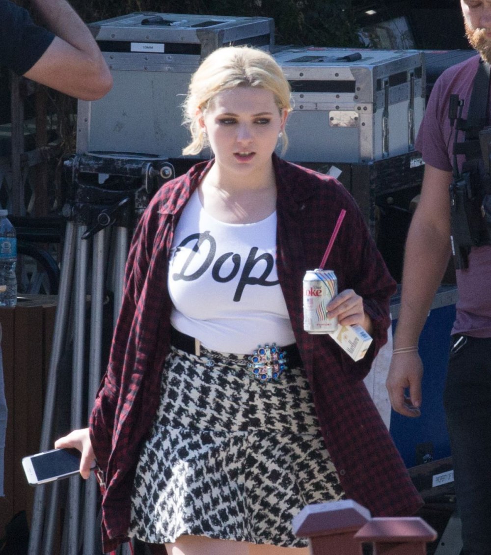 Abigail Breslin in the film Alarm Call