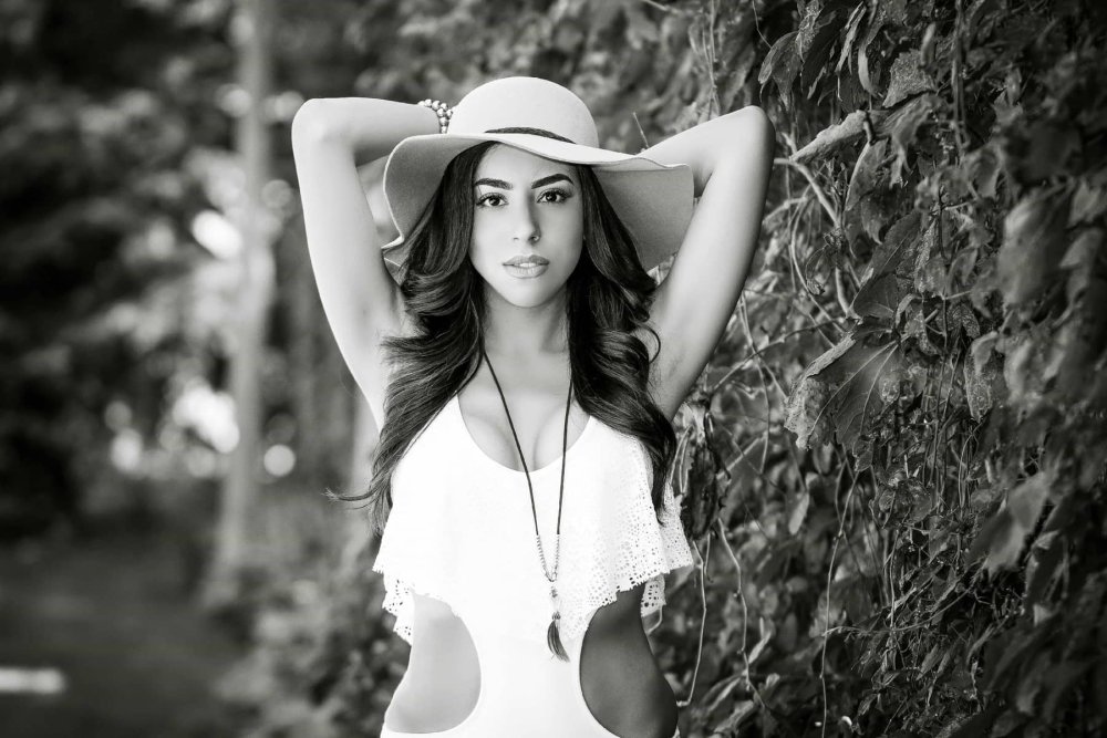 Karina Garcia Model