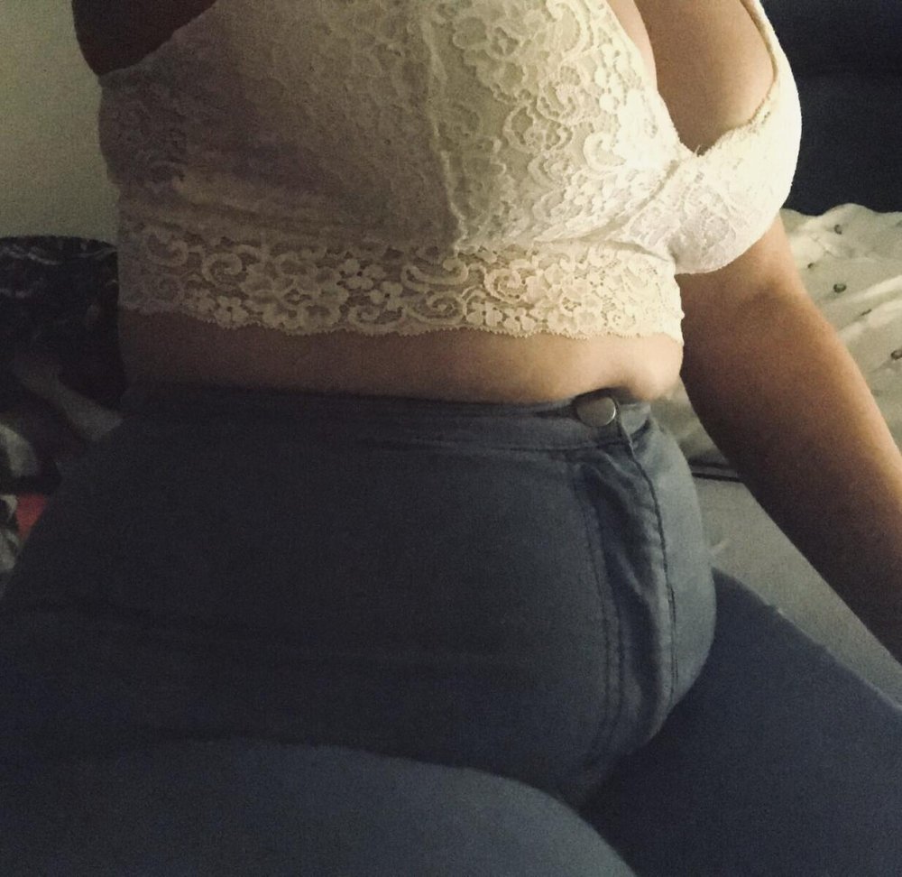 Model Alexus Danisha