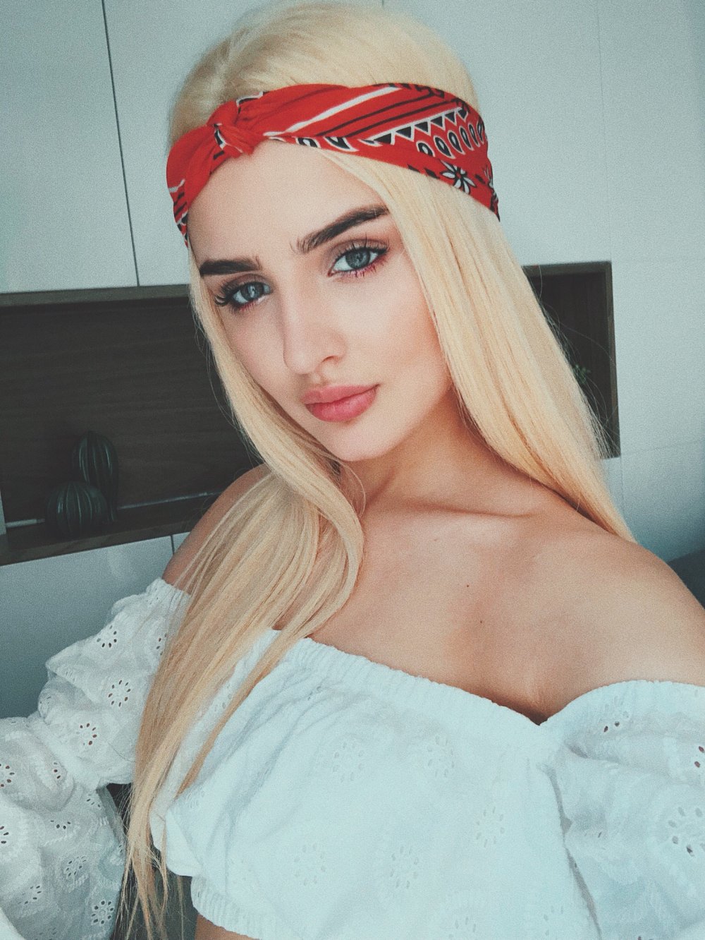 Dina Saeva 2021