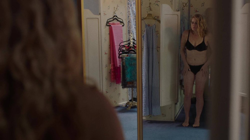Amy Adams bed scenes