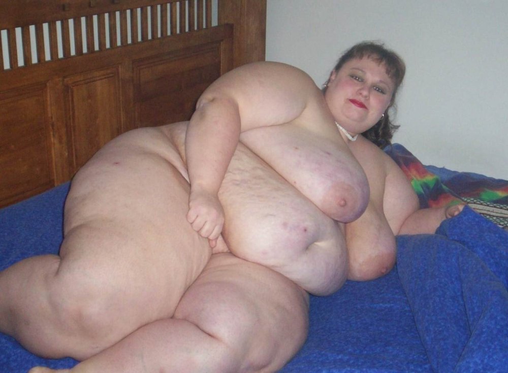 Naked super fat women
