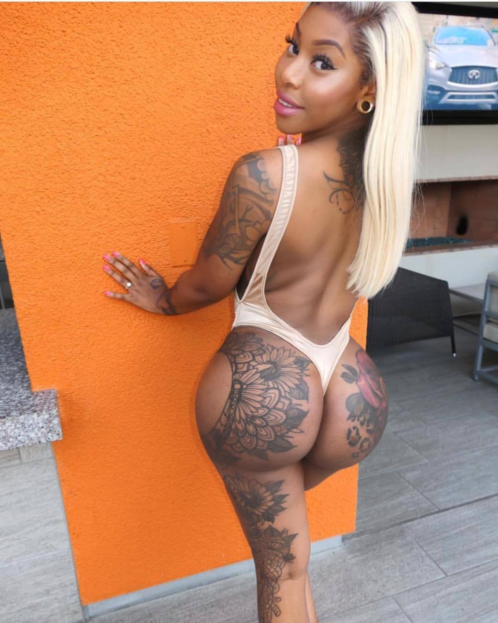 Jada Feier Naked ass
