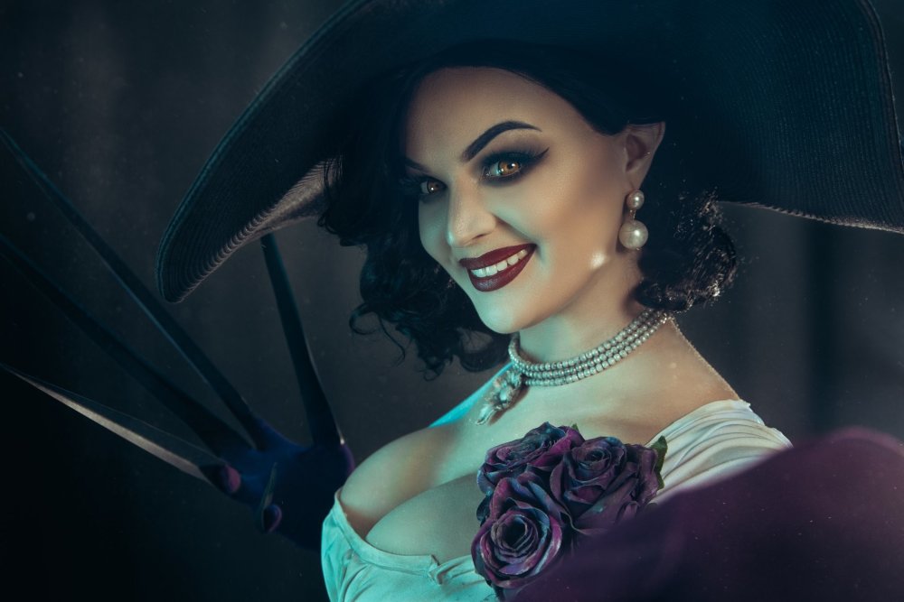 Kalinka Fox Cosplay Lady Dimitrescu