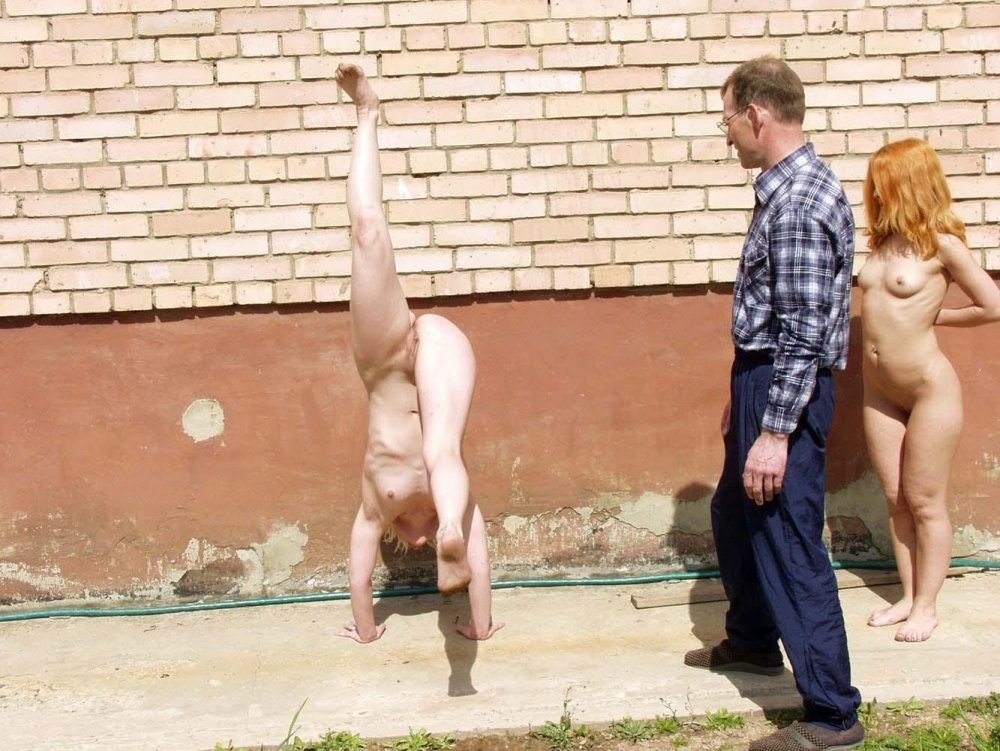 Naked women in unexpected places