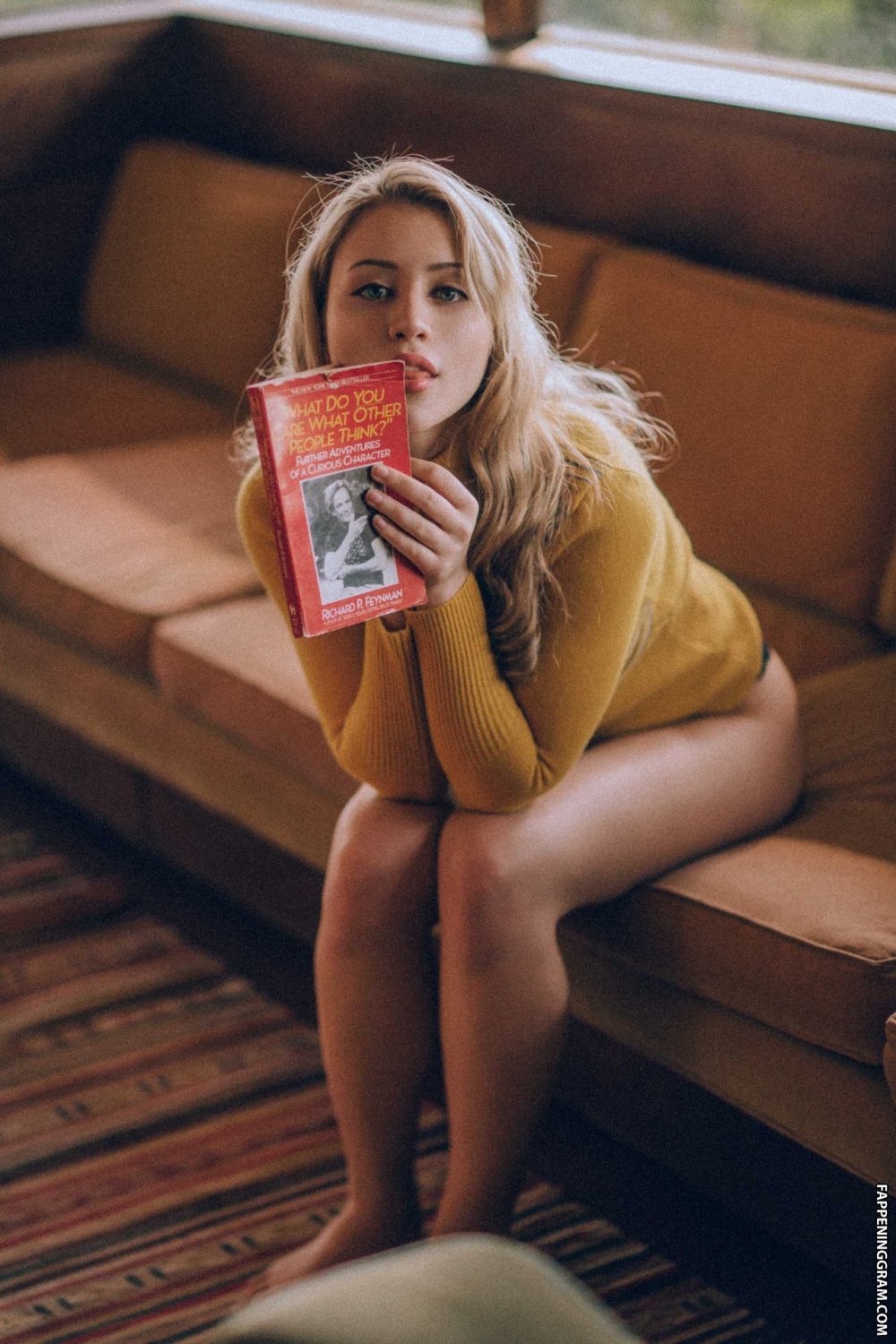 Caylee Cowan Naked
