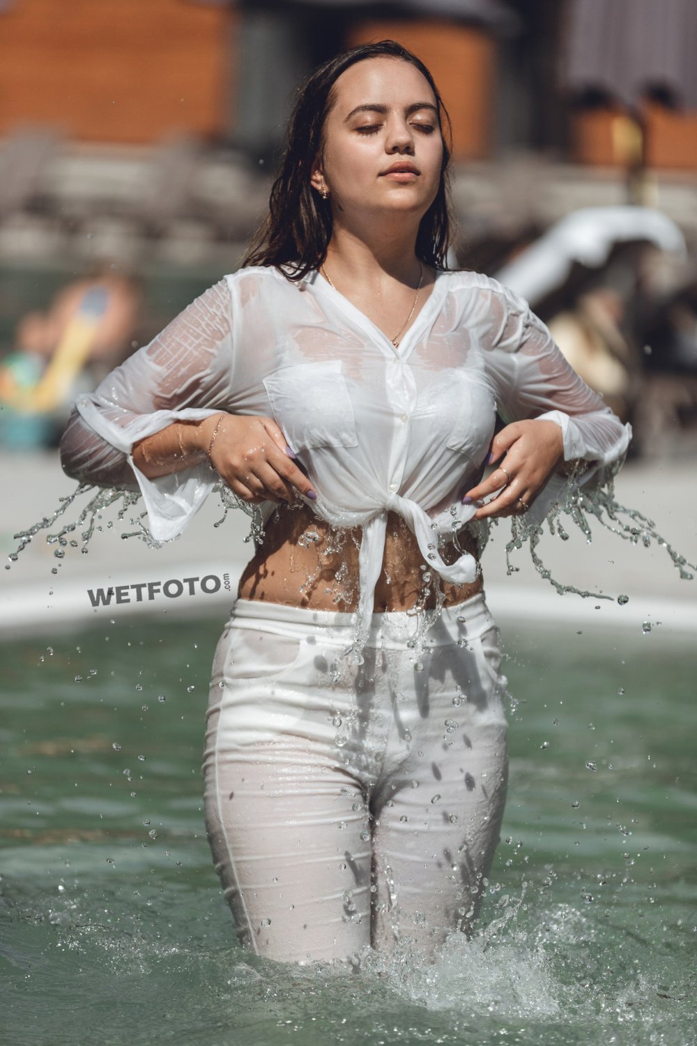Wetlook girls