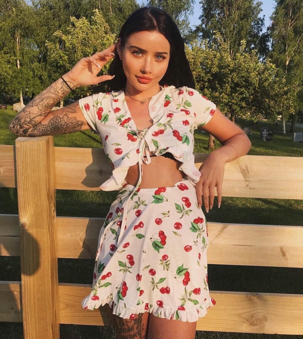 Kristy Lani Hot