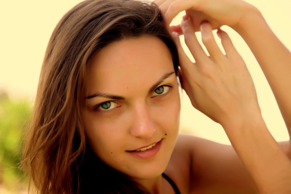 Model Sonya River