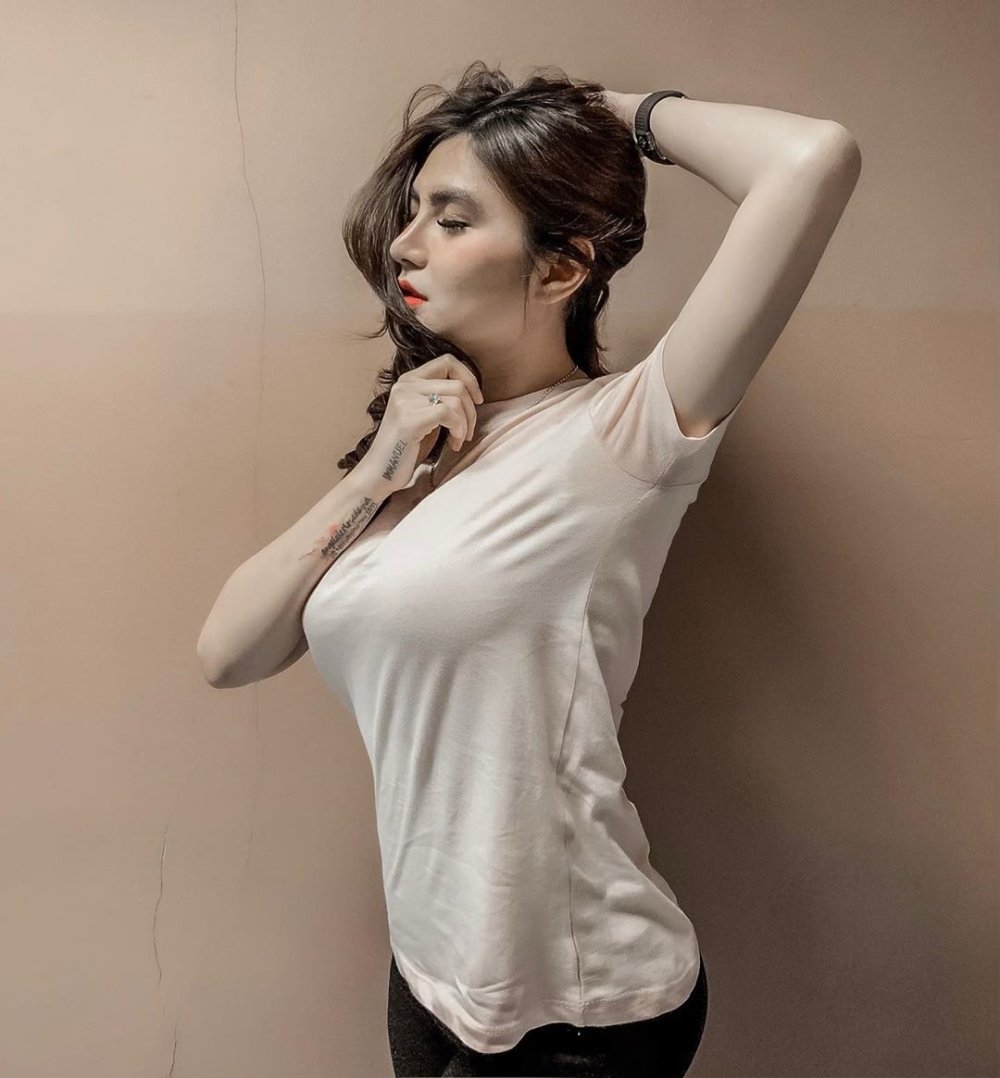 Annastasya Hakim model