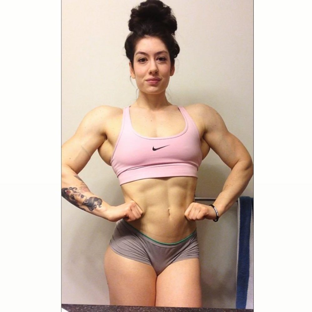 Natasha Ohi fitness model
