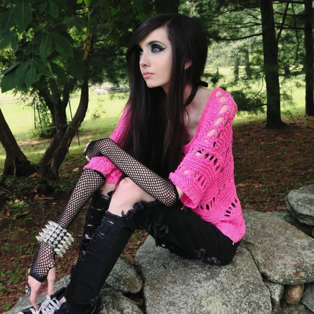 Eugenia Cooney 2019