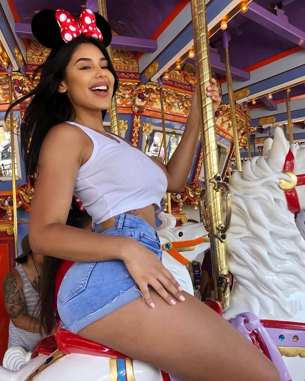 Mia Francis Pop