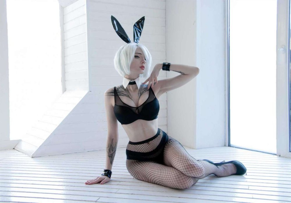 Alin Ma Cosplay Bunny