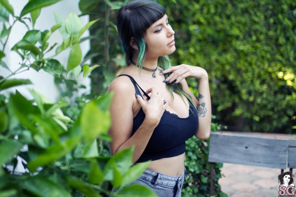 Viky Suicide