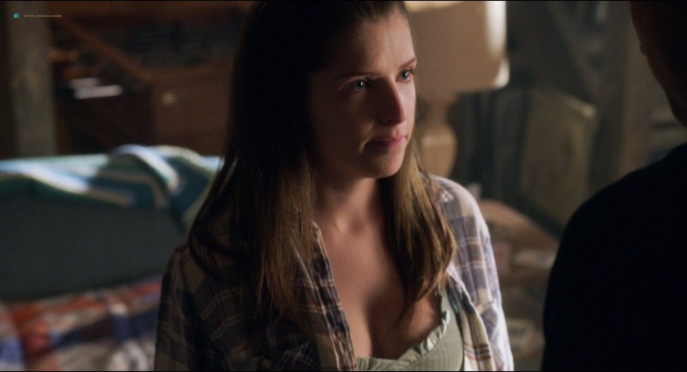 Anna Kendrick Stolen drain