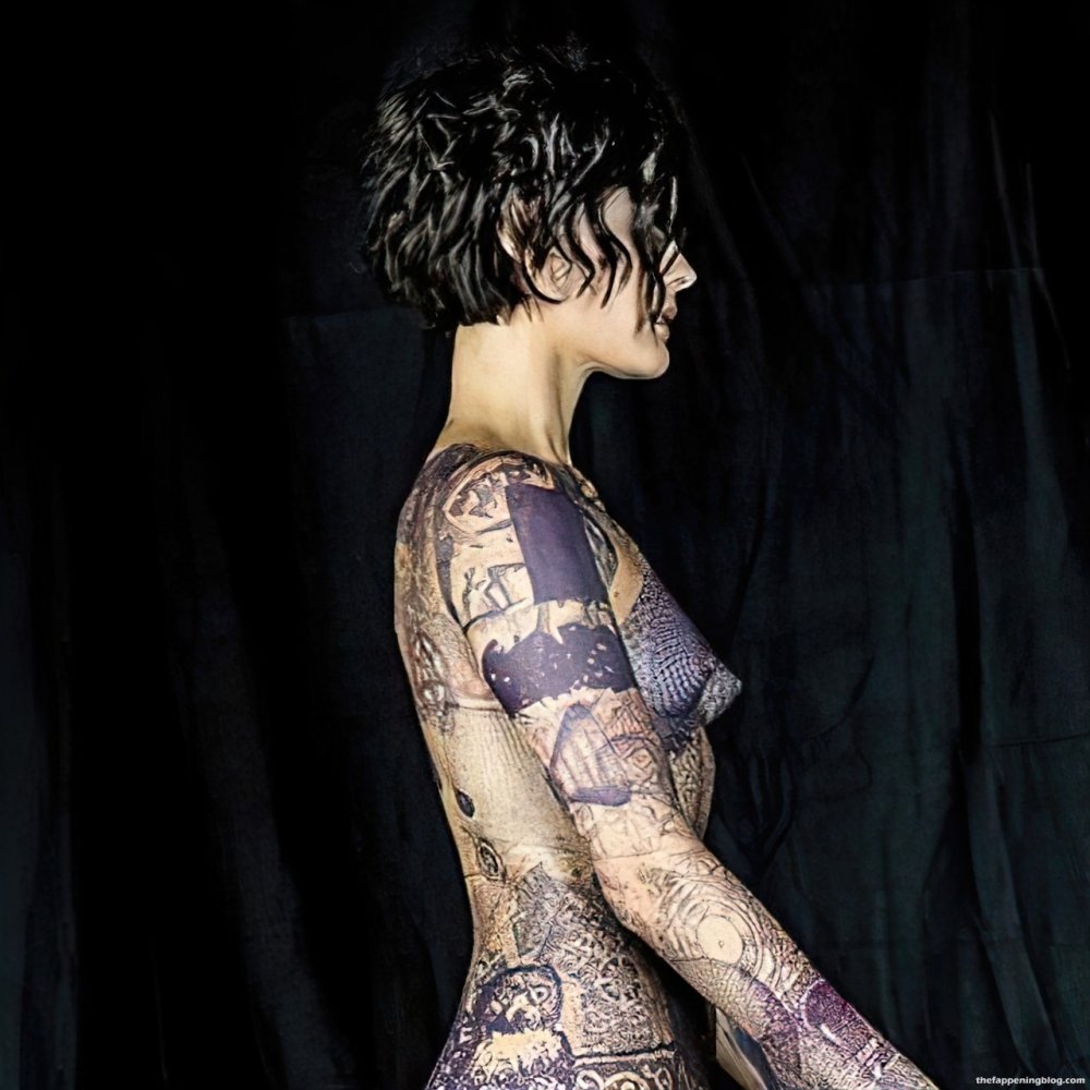 Naked Jamie Alexander