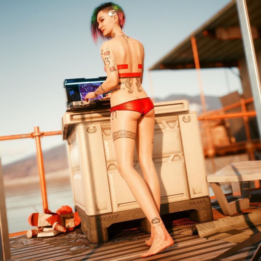 Figure Judy Alvarez
