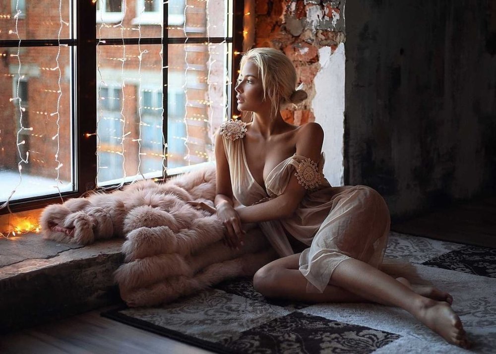 Ekaterina Zueva Maxim 2018