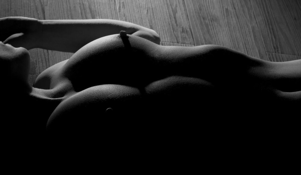 Black white art nude