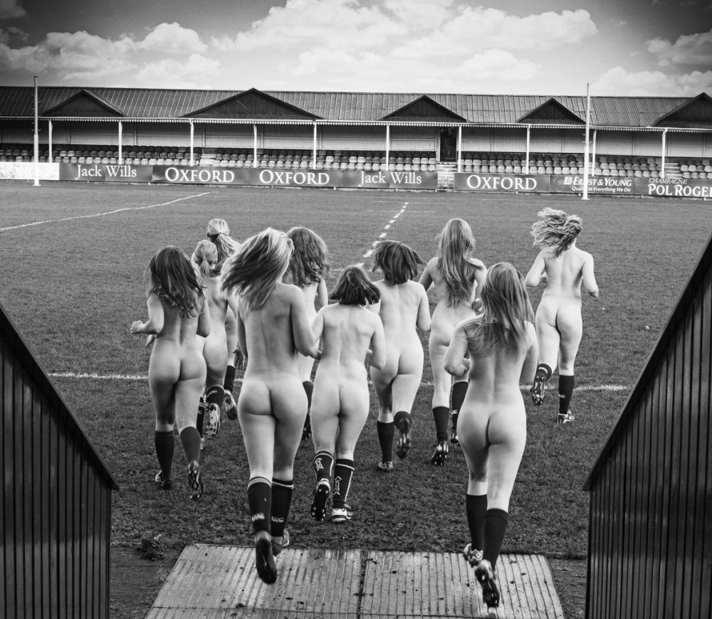 Sports shemales are naked