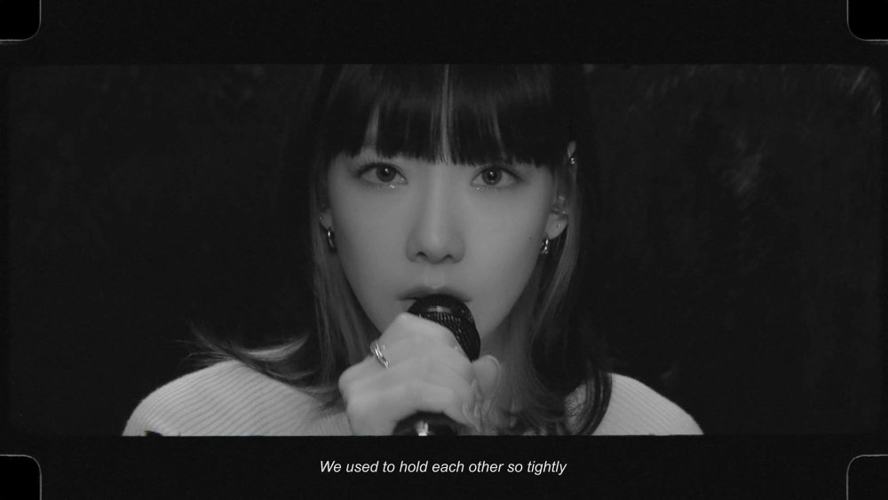 Taeyeon Black Hair