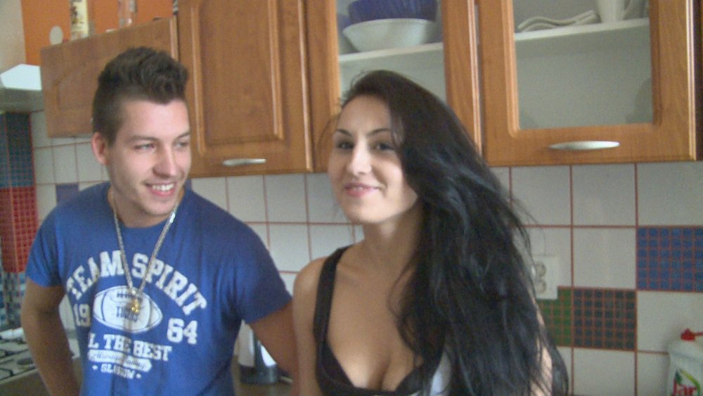 Czech couple for money