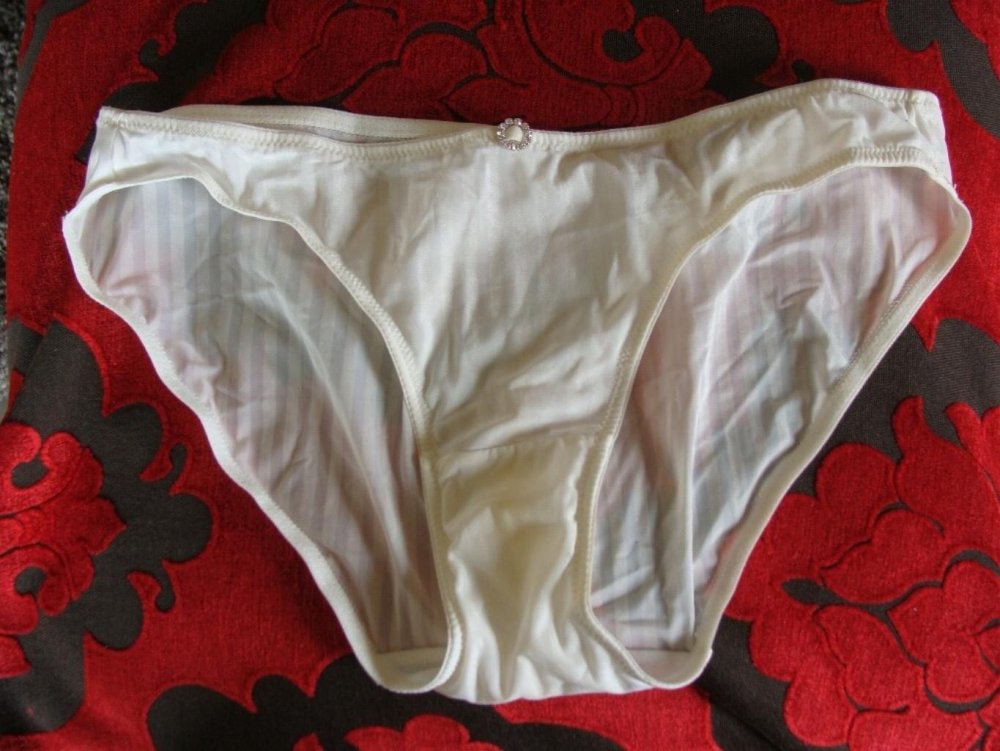 Lace panties female dirty
