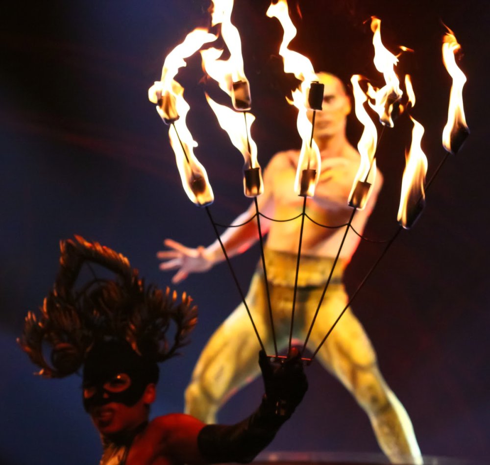 Circus retro performances naked