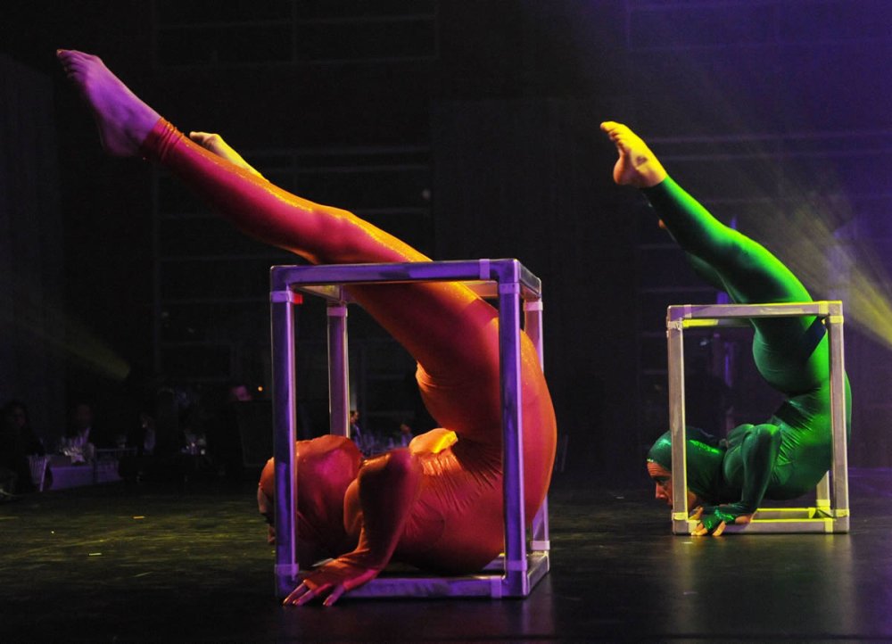 Naked Circus Juvby