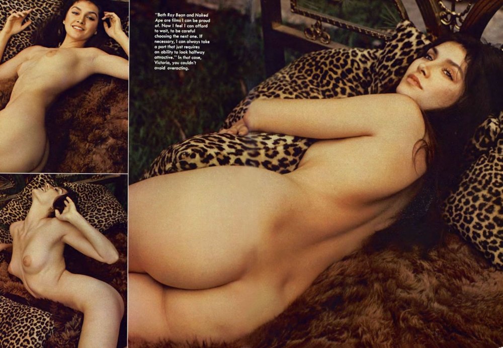 Victoria Pedretti naked