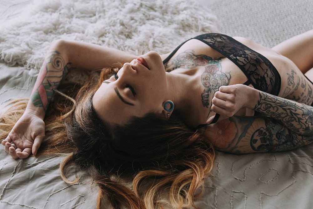 Sexy Baby undresses