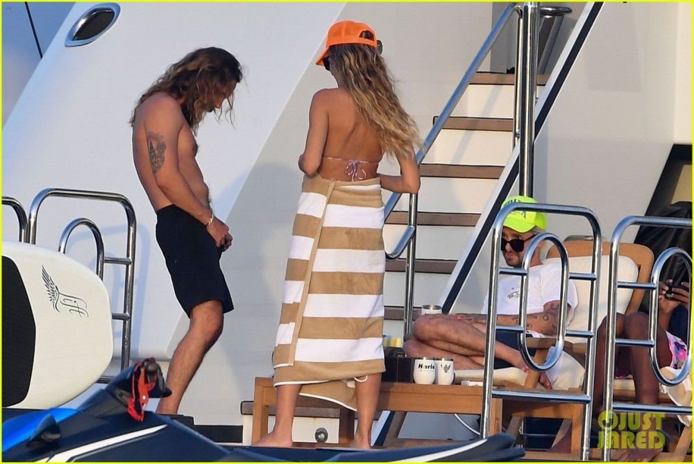 Heidi Klum Topless in Youth