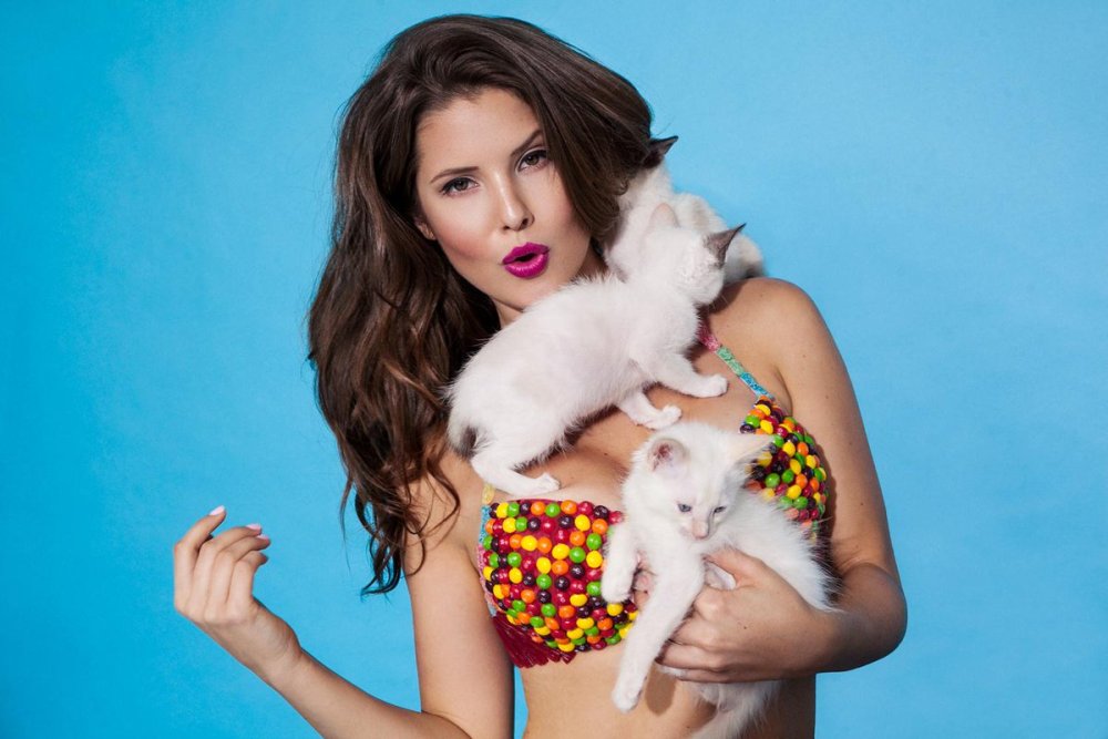 Amanda Cerny Bunny