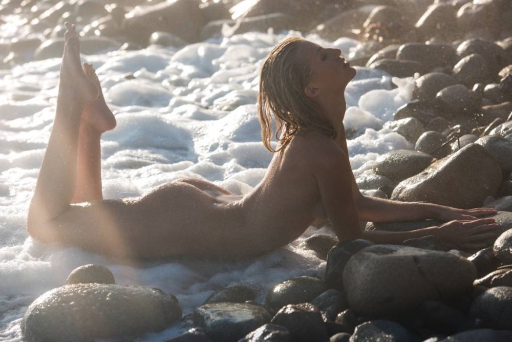 Stars small tits nude
