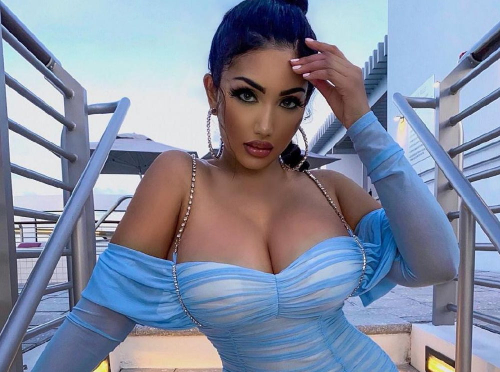 "Turkish Kim Kardashian"