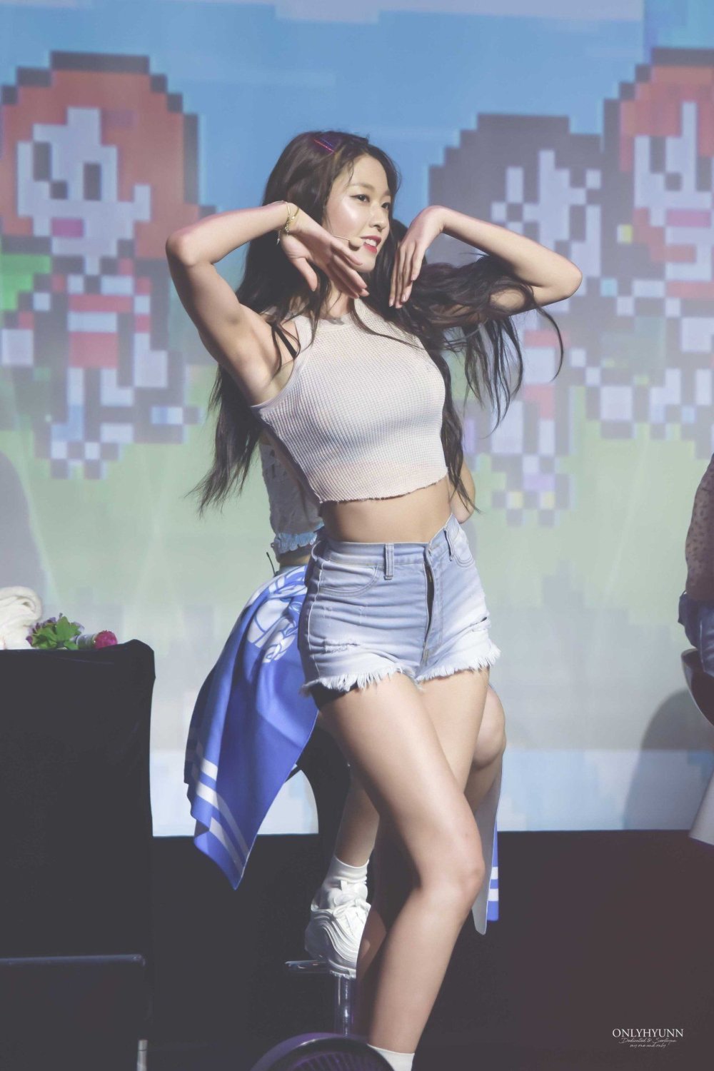 Kim Seolhyun +18