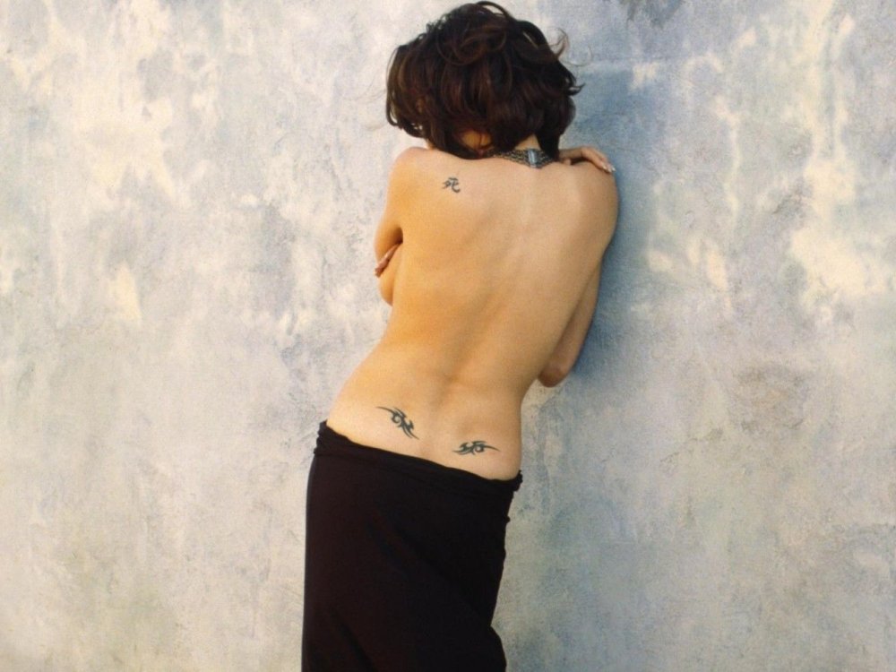 Angelina Jolie is especially dangerous naked
