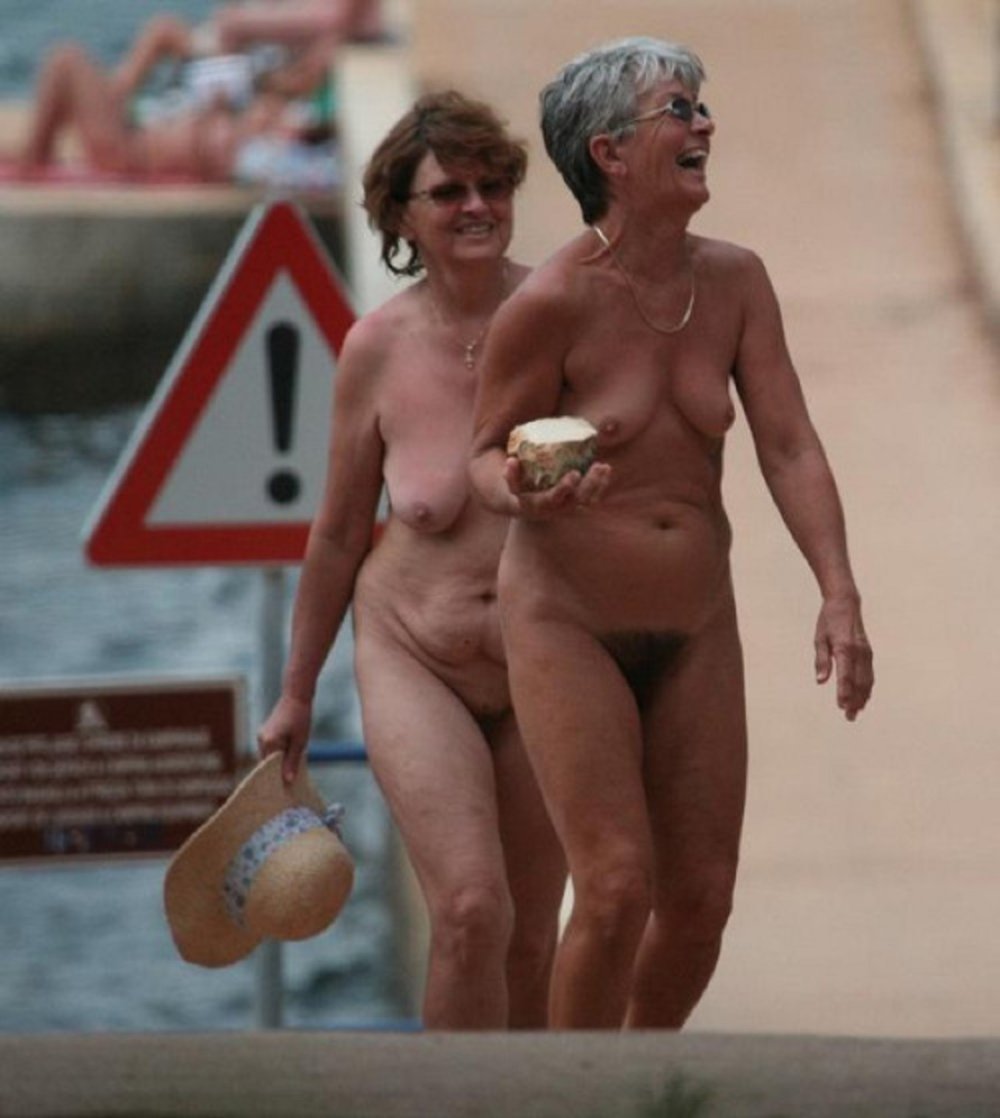 Naked old men and women